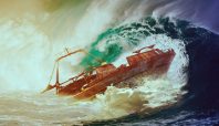 Longboat Tenggelam Dihantam Gelombang di Perairan Obi, 7 Penumpang Dikabarkan Hilang 4 loangboat tenggelam Media Berjaringan Indonesia Timur