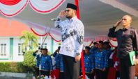 Hari Guru Nasional, Bassam Kasuba Pesan Tingkatkan Inovasi dan Kreativitas 2 Bupati Halssel Bassam Kasuba 1 Media Berjaringan Indonesia Timur