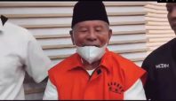 Abdul Gani Kasuba Pakai Rompi Orange KPK Jelang Ulta ke-72, Berikut Profil Singkatnya 1 AGK ditetapkan tersangka Media Berjaringan Indonesia Timur