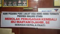 Kehadiran Maryam Djahir Ditolak Pengasuh Panti : Makanan Lansia Kerap Diawetkan 3 Spanduk penolakan kepala panti himo himo Media Berjaringan Indonesia Timur