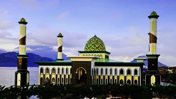 Mesjid Al Munawar Ternate Media Berjaringan Indonesia Timur