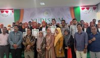 61 Mahasiswa FISIP UMMU Ternate di Yudisium, Aji Deni : Alumni Punya Peran Penting 3 Yudisium Mahasiswa FISIP UMMU Media Berjaringan Indonesia Timur