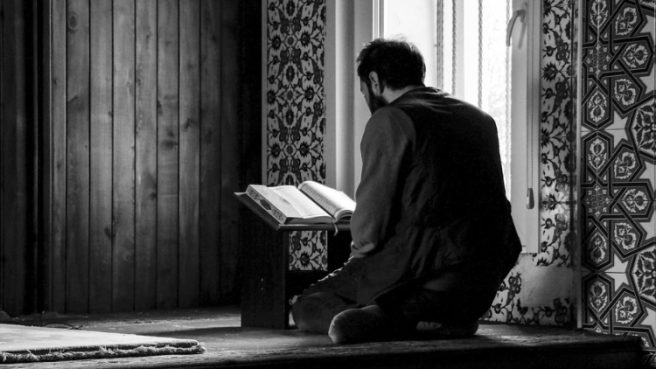 ilustrasi khasita ayat Kursyi Media Berjaringan Indonesia Timur