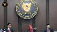 Ketua Bawaslu Maluku Utara Berpose Jempol, DKPP Bilang Begini 1 DKPP tanggapi foto ketua bawaslu malut Media Berjaringan Indonesia Timur