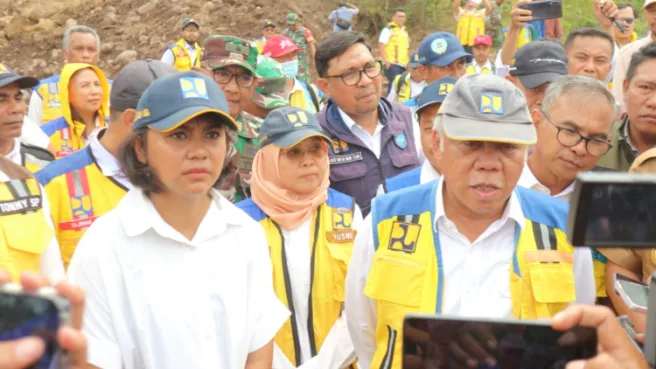 Gandeng Menteri PUPR Tinjau Bencana Rua Ternate, Irine : Bukti Kongkrit untuk Maluku Utara 1 Irine dan Basuki Media Berjaringan Indonesia Timur