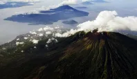 Gunung Gamalama Media Berjaringan Indonesia Timur