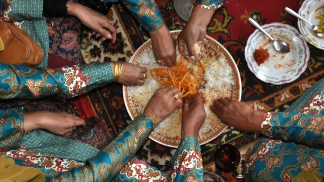 ilutrasi jamu tamu Media Berjaringan Indonesia Timur