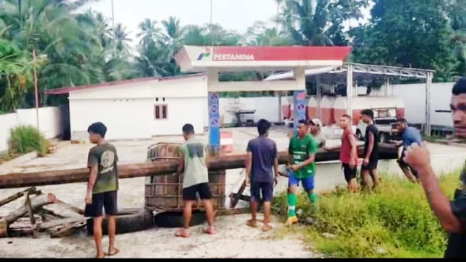 Akibat Persulit Warga, APMS Laromabati Terancam Diboikot Permanen 1 APMS Laromabati diancam tutup Media Berjaringan Indonesia Timur