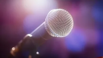 penyanyi lokal Media Berjaringan Indonesia Timur