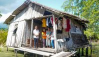bantuan rumah halsel 1 | Media Berjaringan Indonesia Timur