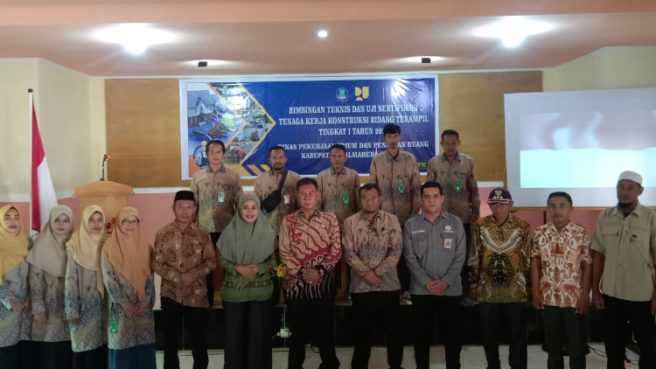 PUPR Halsel gelar bimtek | Media Berjaringan Indonesia Timur