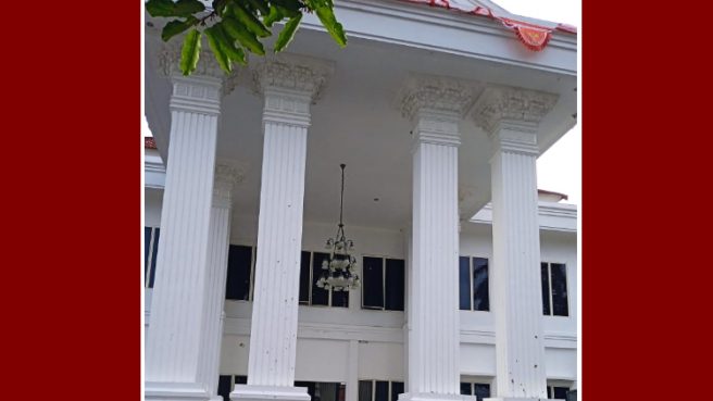 rumah dinas gubernur disegel kpk | Media Berjaringan Indonesia Timur