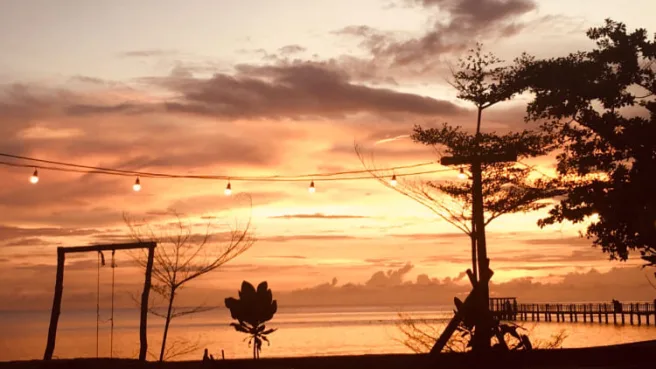 Potret Sunset Wisata Pantai Kastela Kota Ternate 1 Pantai Kastela Ternate 1 Media Berjaringan Indonesia Timur