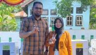 Bassam dan Ritaat nyoblos di TPS 2 Desa Paploang 1 Media Berjaringan Indonesia Timur
