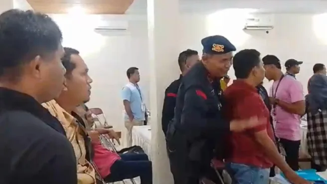 Anggota KPU Halsel Nyaris Adu Jotos dengan Saksi Parpol Media Berjaringan Indonesia Timur
