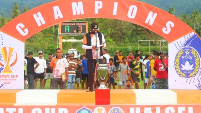 tuname bola Media Berjaringan Indonesia Timur